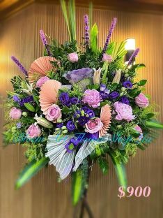 Mixed Flower Arrangement - A Standard CODE 21966